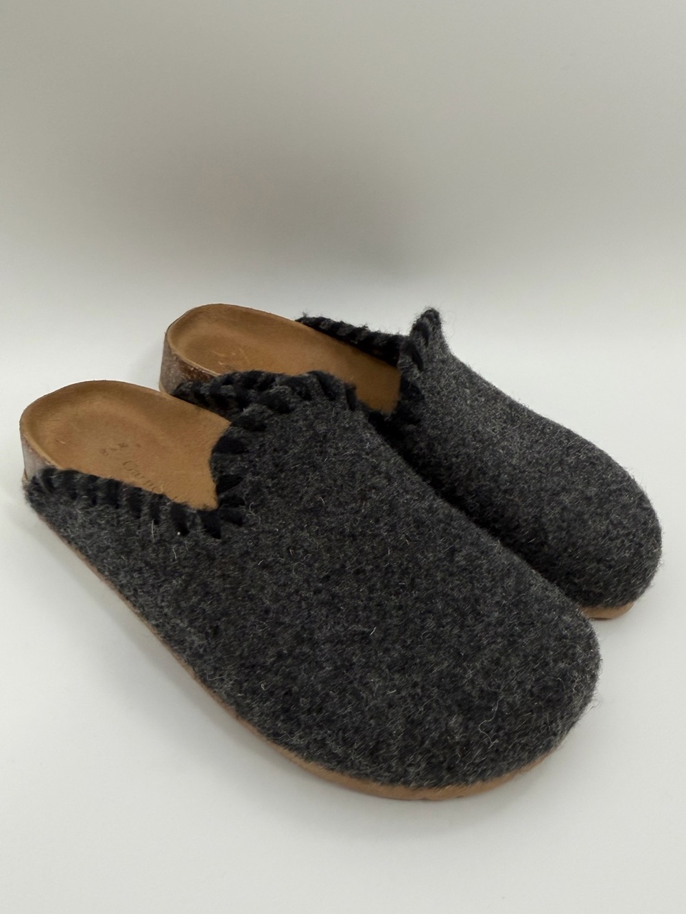 Garnet Hill Gray Wool Slip On Mules - Picture 1 of 5